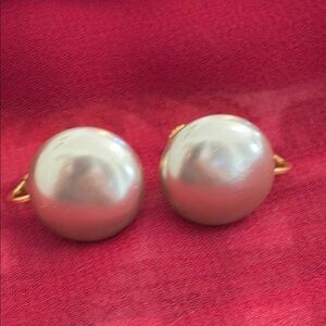 Marvella Beige Round Screw On Earrings